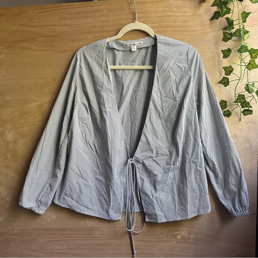 Southern Tide Women’s Marlena perf top nautical navy